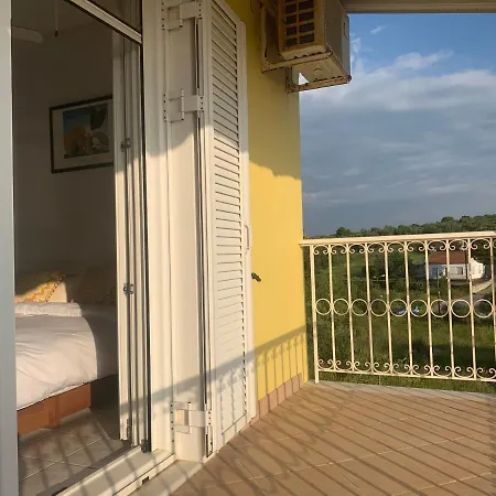 Three Bay Kavvadades Villa *